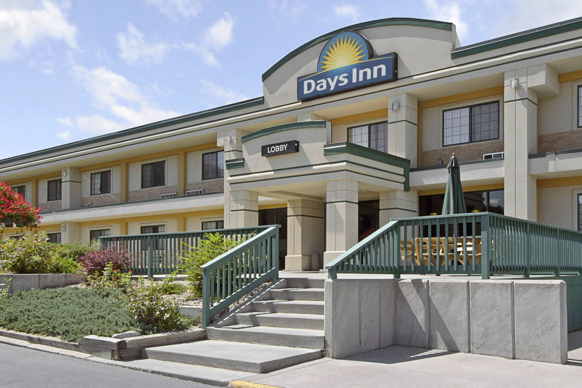 Days Inn By Wyndham West Rapid City Ngoại thất bức ảnh
